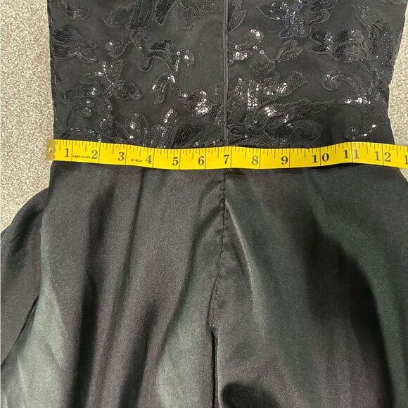Windsor Black Formal Gala Dress Sz 4 Sequin Halter Top Dramatic Satin Skirt - Picture 7 of 9